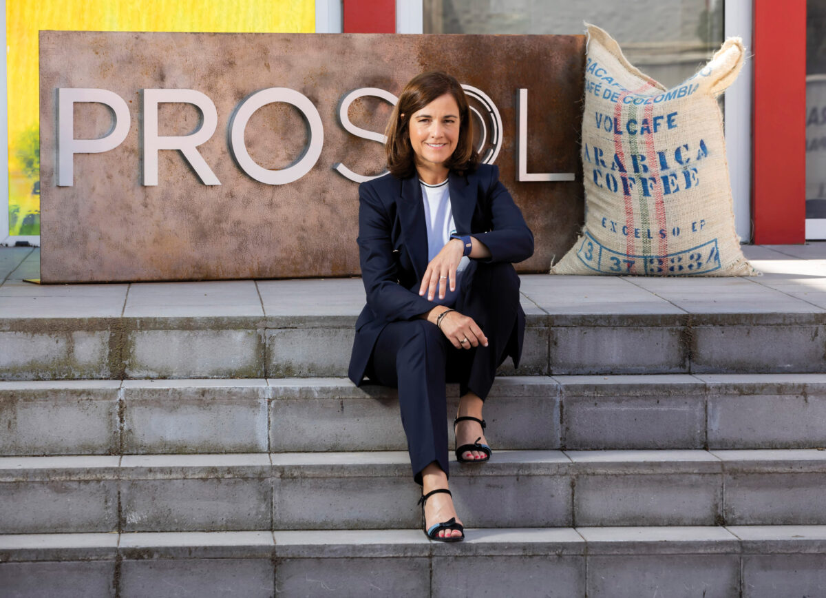 Rocio Hervella Prosol Entrevista para TACTIOMAGAZINE. Pta Asoc _Empresa Familiar CYL
